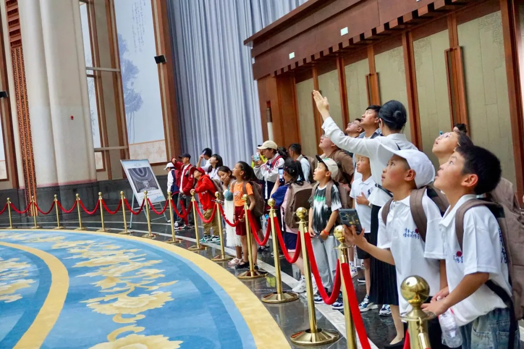 参观杭州国际博览中心G20峰会场