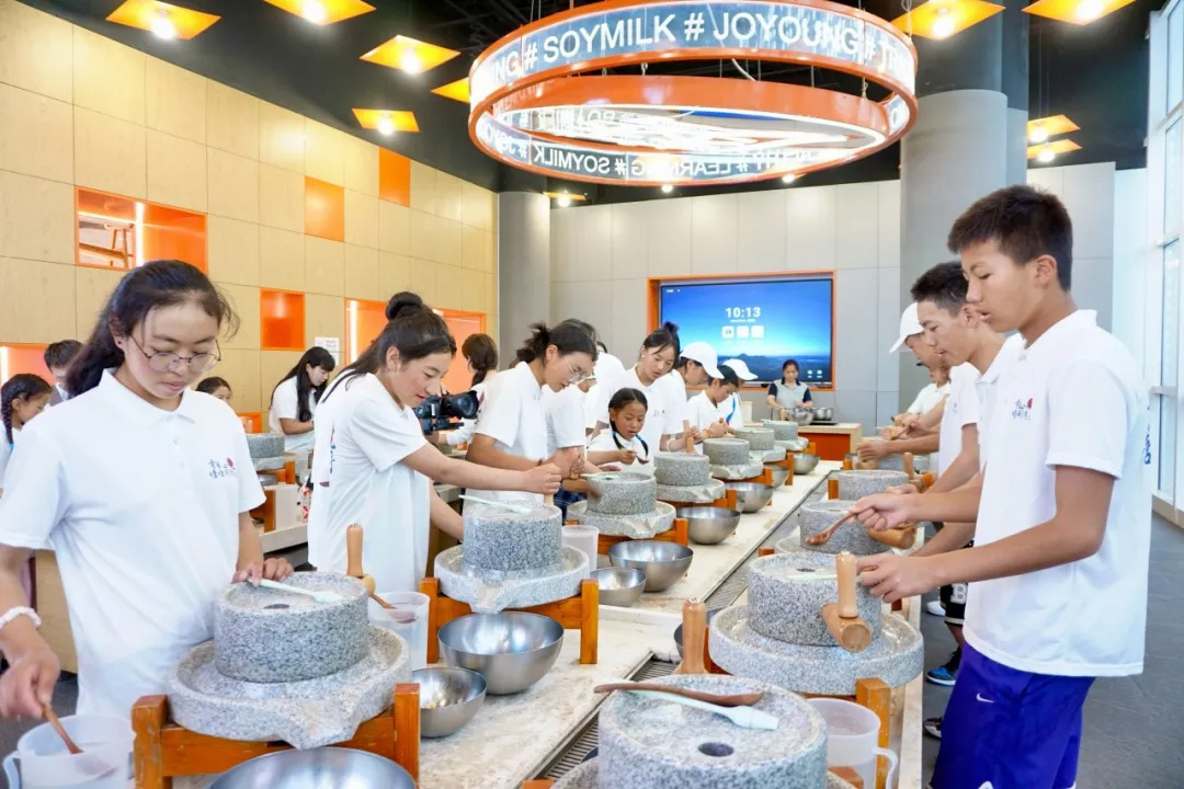 在九阳青少年食育研学基地